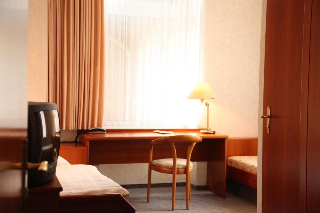 Ackfeld Hotel-Restaurant Bueren  Δωμάτιο φωτογραφία