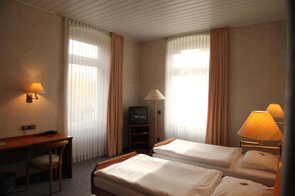 Ackfeld Hotel-Restaurant Bueren  Δωμάτιο φωτογραφία